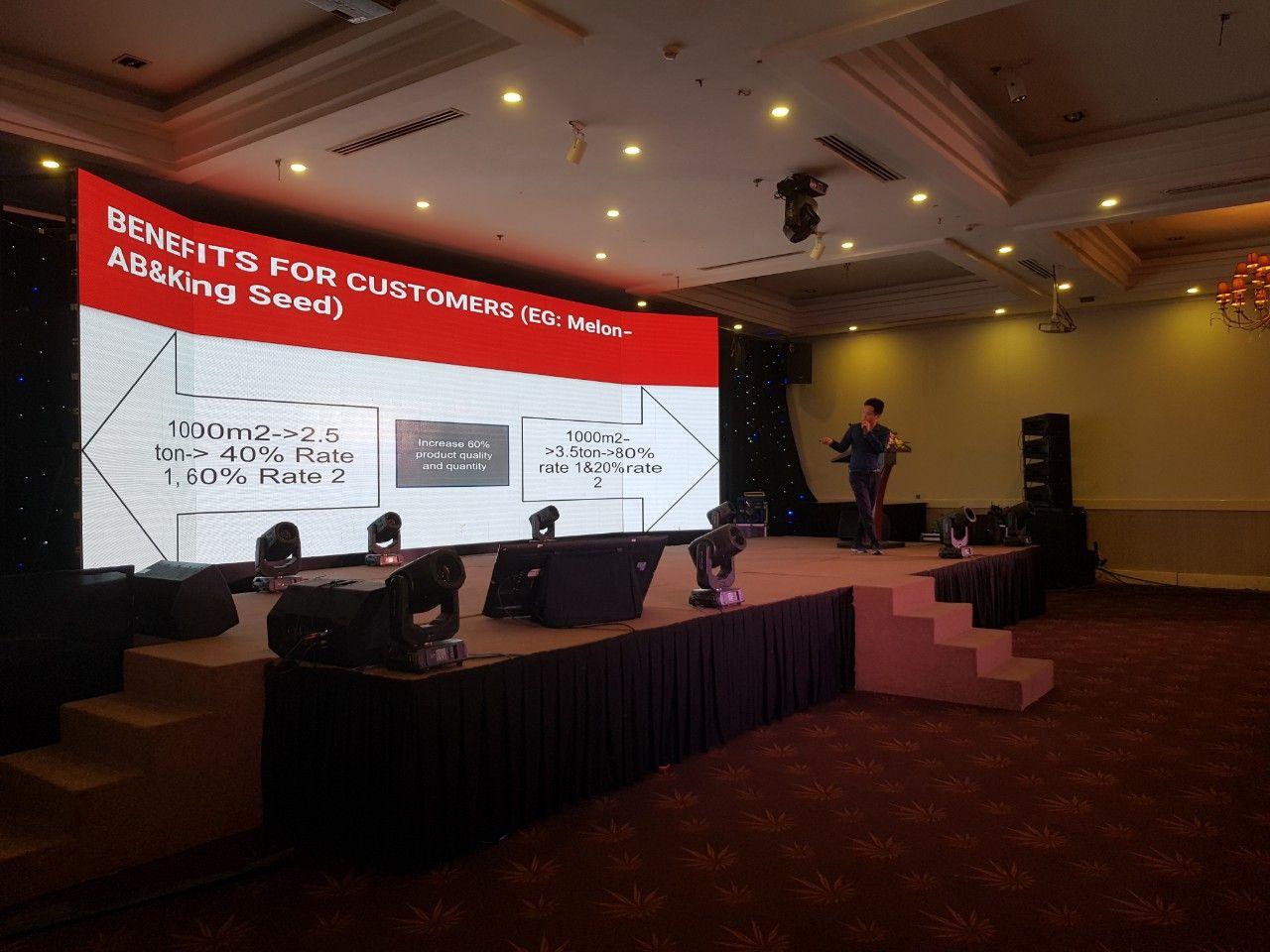 NextX thuyết trình giới thiệu về giải pháp chuyển đổi số tại sự kiện Whise